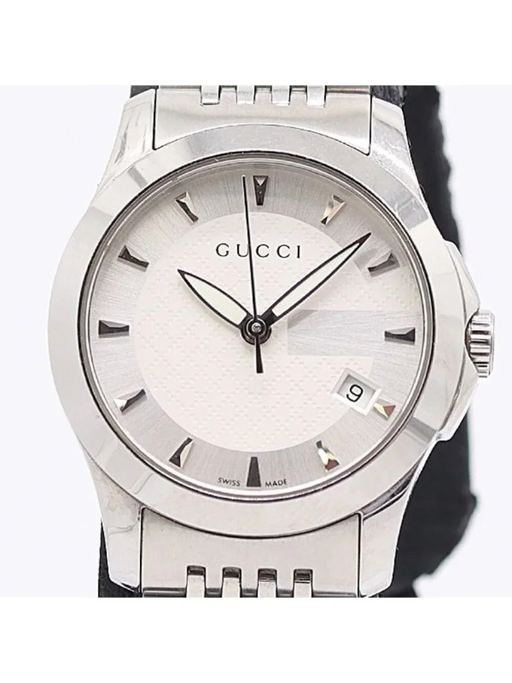 Gucci In Box with Frame 126.5 Round Quartz Date Silver Dial Watch